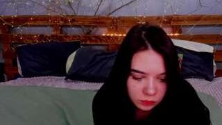LaylaShineee nude on cam for live porn chat