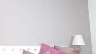 LizSamantha nude on cam for live porn chat