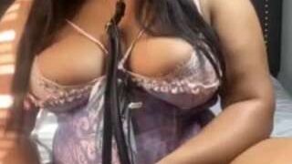 missbossi63 nude on cam for live porn chat
