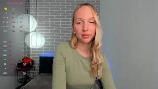 DanaCuttie nude webcam for live sex chat
