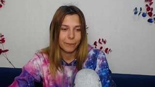 FibiToothed nude on cam for live porn chat