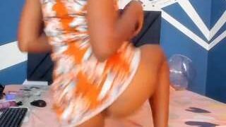 Hilary-thompson nude on cam for live porn chat