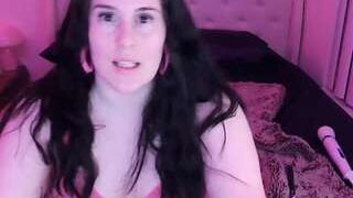 Leah nude on cam for live porn chat
