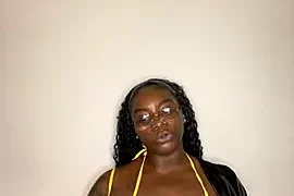 LillShayy nude webcam for live sex chat