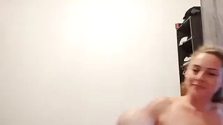 mimi-mya nude webcam for live sex chat