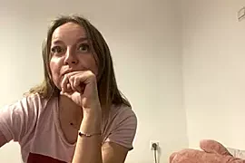 MolliSwitti nude webcam for live sex chat