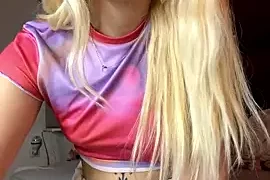 hotmessybarbiedoll nude webcam for live sex chat