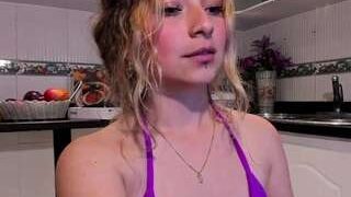 IssadoraJames nude on cam for live porn chat