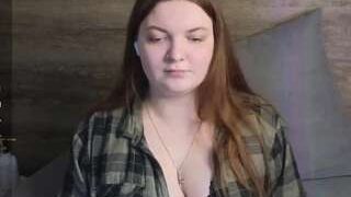 LindaGreene nude on cam for live porn chat