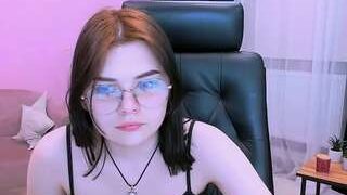 sarah-luck nude on cam for live porn chat
