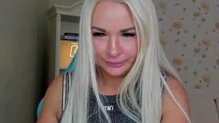 SelenkaCry nude on cam for live porn chat