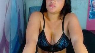 Bambyhotxt nude on cam for live porn chat