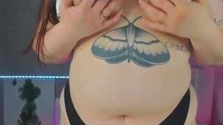 Ruth nude on cam for live porn chat