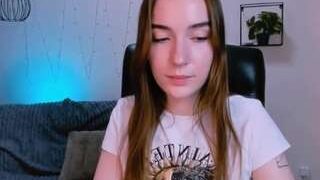 luky-emmy nude on cam for live porn chat