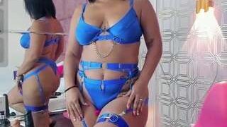 Madison, ? nude on cam for live porn chat