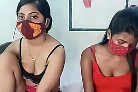 soumiluv nude webcam for live sex chat