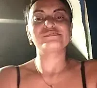 Hot_Mariax nude webcam for live sex chat