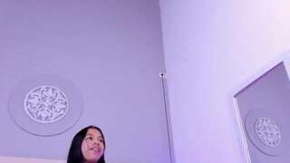 lyanissweet nude on cam for live porn chat