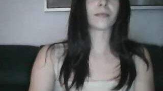 VanessaNatural nude on cam for live porn chat