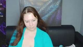 JanetMas nude on cam for live porn chat