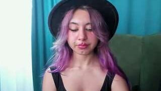 Milana-L0ve nude on cam for live porn chat