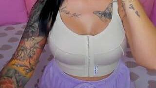 naughtycleo nude on cam for live porn chat