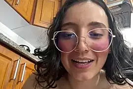 Kay_LustyWife nude webcam for live sex chat