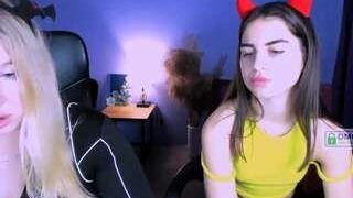 pixie-moon1 nude on cam for live porn chat