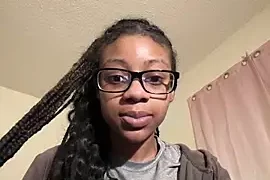 prettybrownhunybun nude webcam for live sex chat