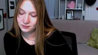 lisa-secret nude on cam for live porn chat