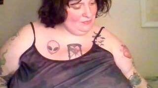 Queenjezabel4444 nude on cam for live porn chat
