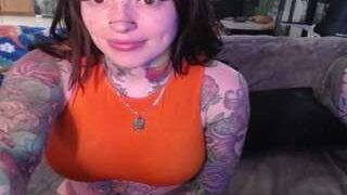 lilfangedgirl nude on cam for live porn chat