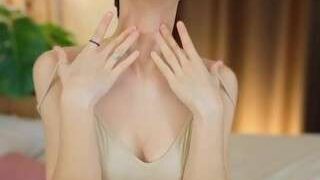riskyteassse nude on cam for live porn chat