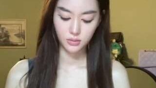 Asian_Ava_ nude on cam for live porn chat