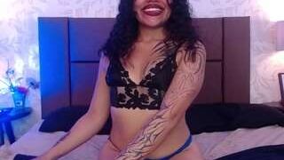 Nahomi-gh nude on cam for live porn chat