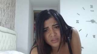 Darilys nude on cam for live porn chat