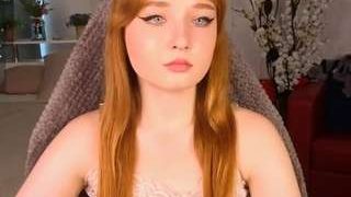 EmmaChery nude on cam for live porn chat