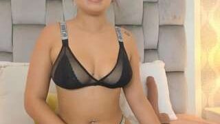 iam-dixie nude on cam for live porn chat