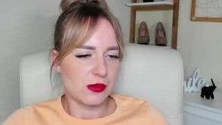 Karenblond1 nude on cam for live porn chat