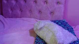 you-star nude on cam for live porn chat
