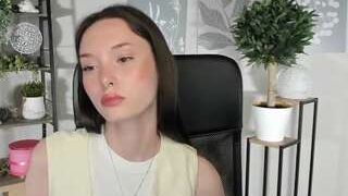 Eva-Leeee nude on cam for live porn chat