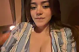 lauradaft nude webcam for live sex chat