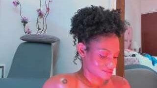 kamiiarias nude on cam for live porn chat